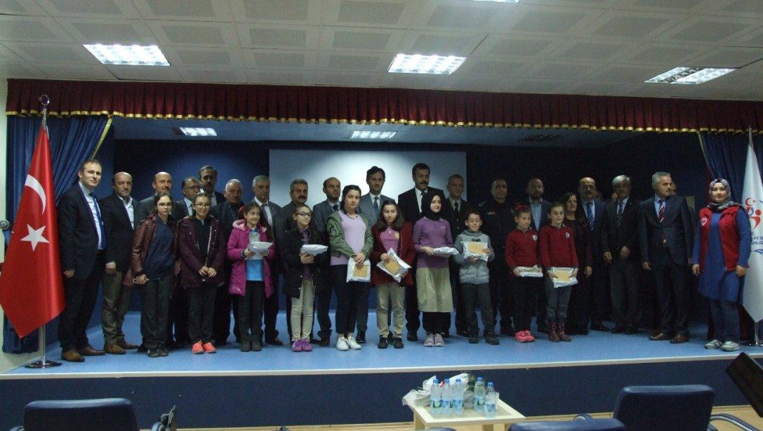 12 Mart İstiklal Marşı´nın Kabulü ve Mehmet Akif ERSOY´u Anma Haftası" Programı Gençlik Merkezinde Yapıldı.