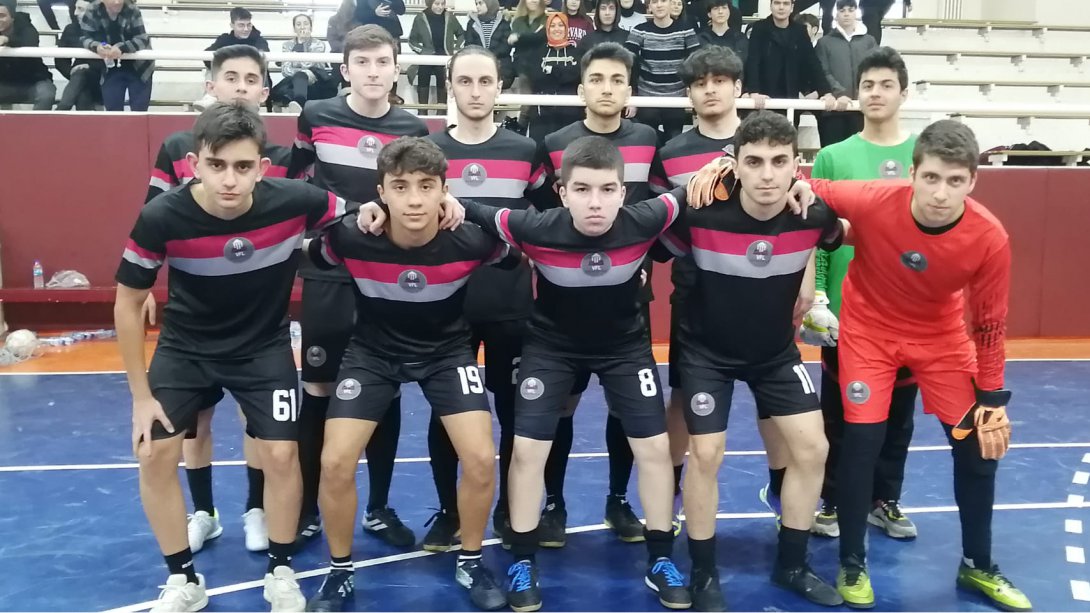Fen Lisemiz Futsal Turnuvasında Çeyrek Finale Yükseldi.
