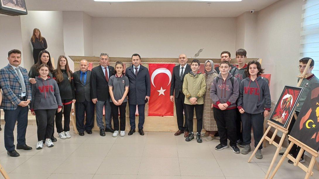 Vakfıkebir Fen Lisesinde Atatürk Haftası Etkinlikleri Kapsamında Öğrencilerimizin Yaptıkları Resim ve Maketler Sergilendi.